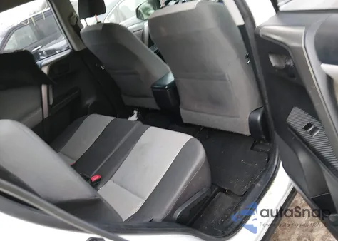 2015 Toyota Rav4 Le z USA, uszkodzony, nr VIN JTMBFREV4FD157712